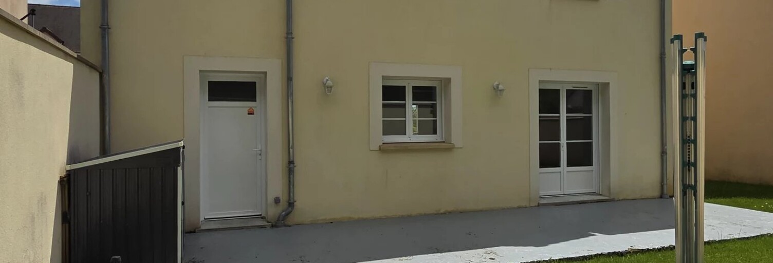Maison 5 Pièces 137 m² à louer à Fontaine-la-Guyon (28190)