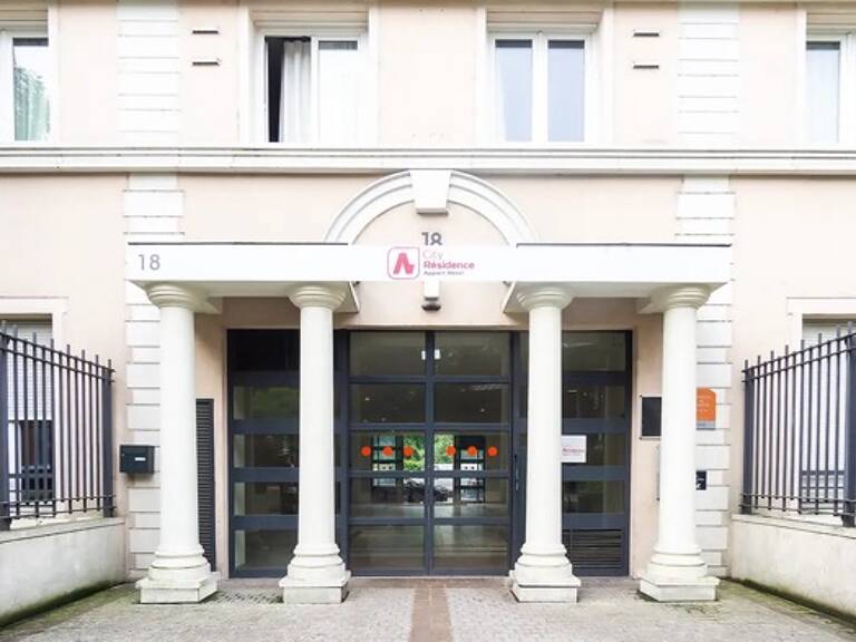 INVESTISSEMENT LMNP - SAINT-MAURICE — photo 1