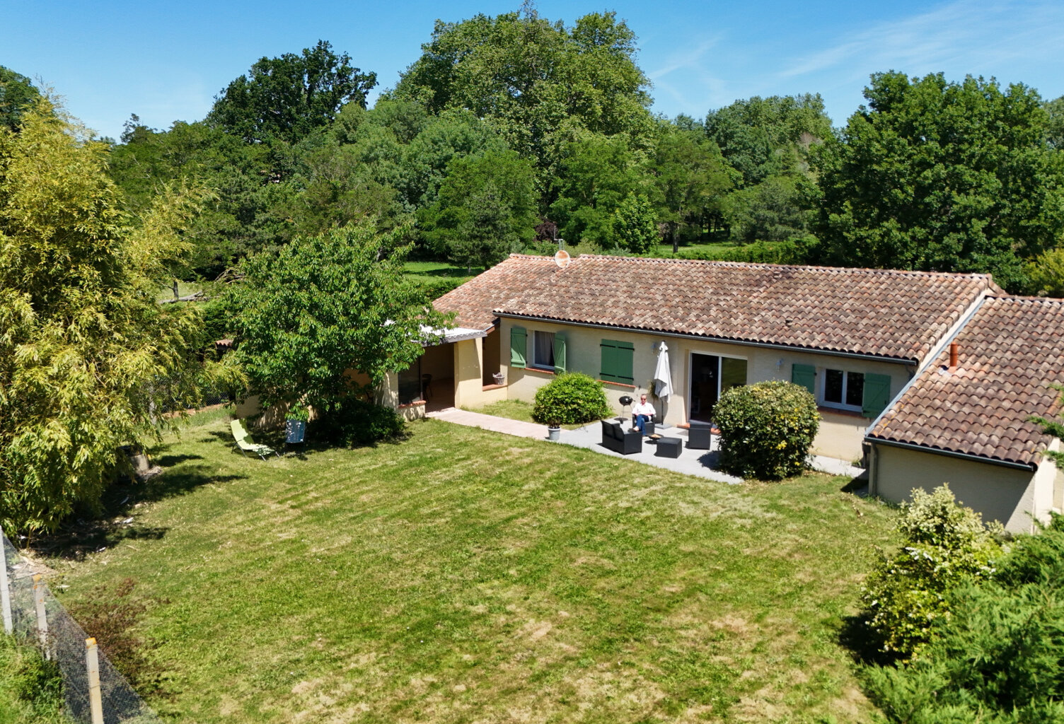 Maison de plain-pied, 129 m2, jusqu'à 4 chambres, terrain de — photo 1
