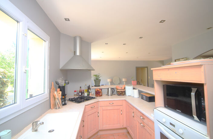 Maison de plain-pied, 129 m2, jusqu'à 4 chambres, terrain de — photo 5