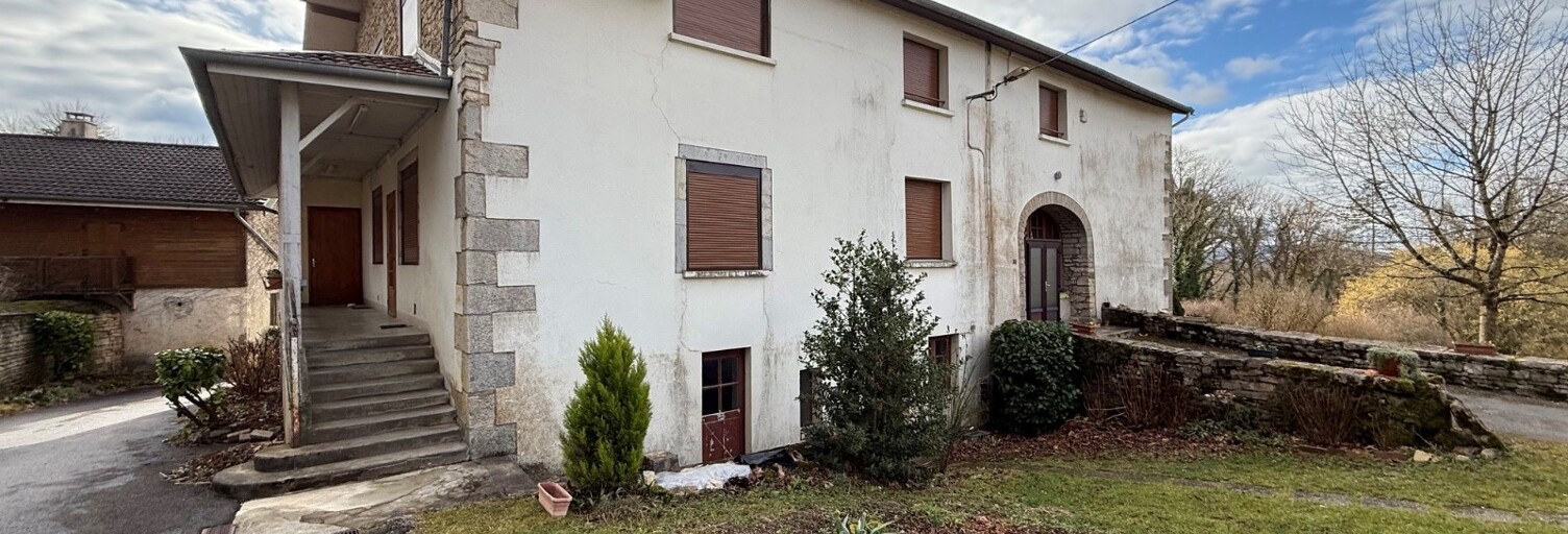 Immeuble   m² à vendre à Pugey (25720)
