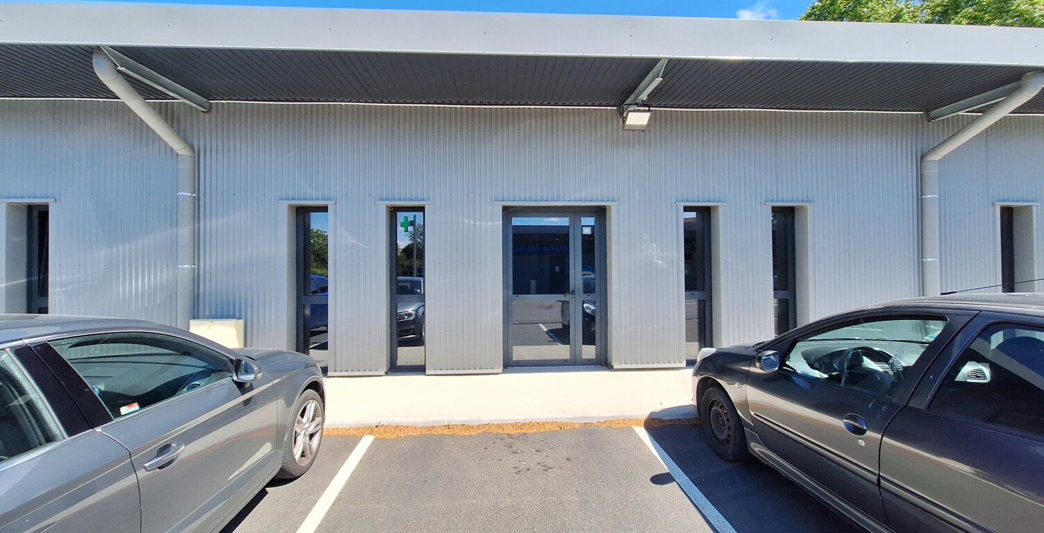A LOUER Dpt 81 Local commercial 95m2 neuf Saïx — photo 1