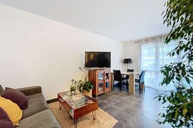 Appartement 4 pièces 1210 €