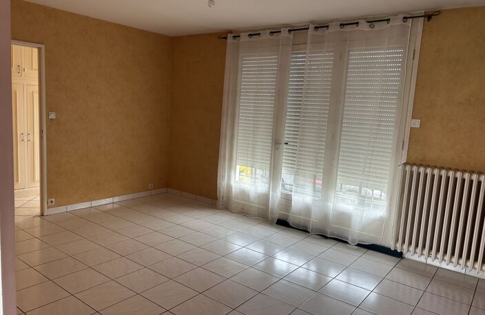 Poitiers-Quartier Ganterie-Maison T3/4 avec garage — photo 2