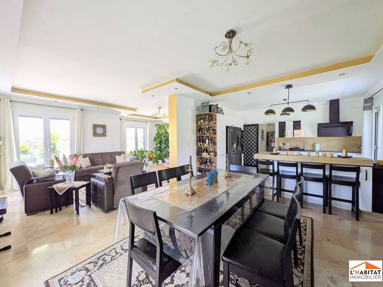 Maison - 188m ² — photo 1