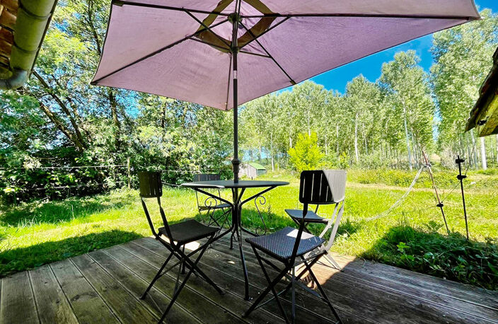 Secteur Castelmoron-sur-Lot, en plein coeur du Lot-et-Garonne et proche de toutes les commodités, venez découvrir cette maison de plain-pied d'environ 164 m², construite en torchis et pierres, sur un terrain d'environ 8 955 m². Cette maison se compose d'u — photo 5
