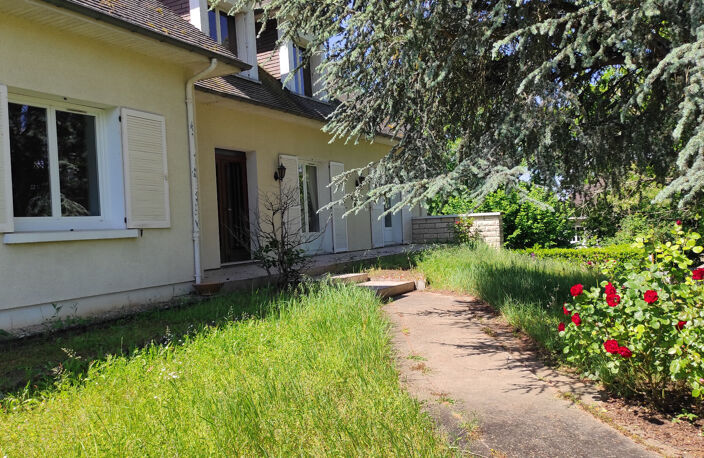 CHATELLERAULT  SUD- VILLA 7 CHAMBRES - BORD RIVIERE — photo 5