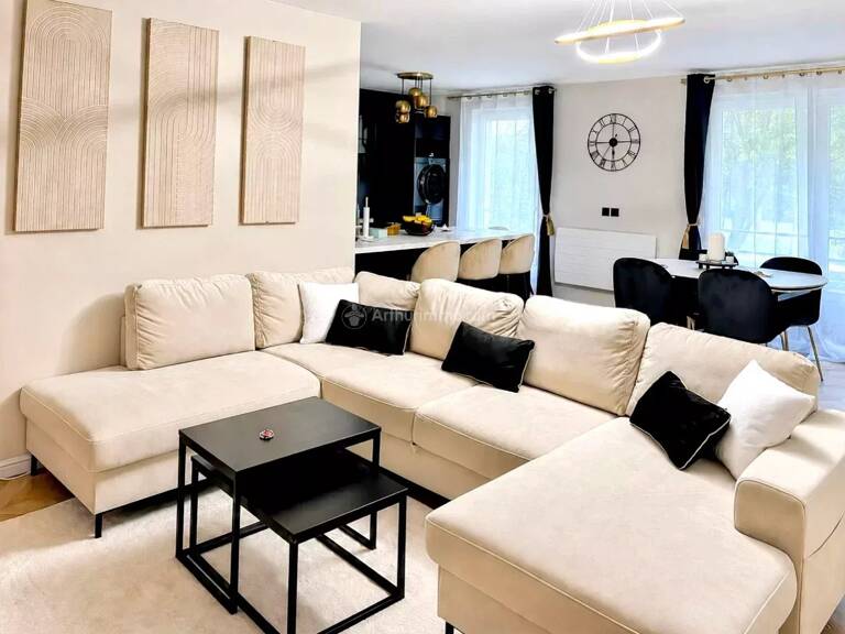 Bel appartement moderne de 3 pièces à Chessy — photo 1