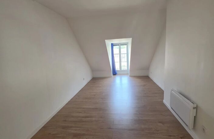 APPARTEMENT DUPLEX A VENDRE LAMORLAYE — photo 4