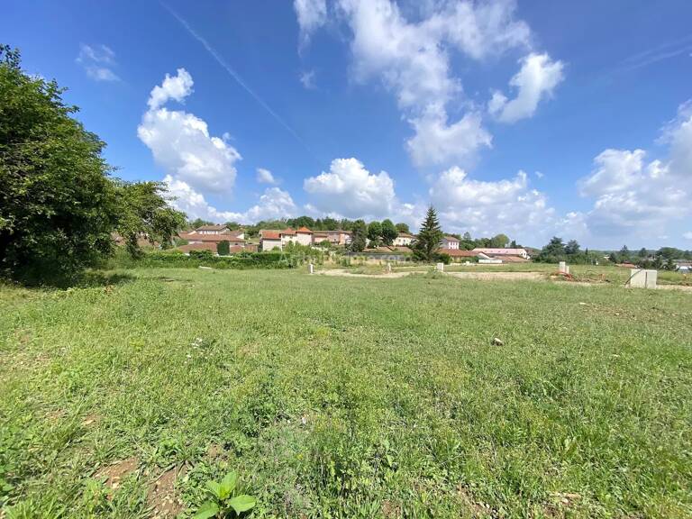 Terrain 380 m² - CHALAMONT Centre — photo 1
