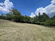SAINT PANCRACE Sur les petites hauteurs de Saint Jean de Maurienne Magnifique parcelle de terrain constructible de 827 m²  — photo 2