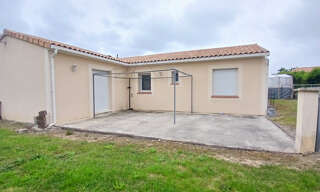 Maison 4 Pièces 111 m² à vendre à Terres-de-Haute-Charente (16270)