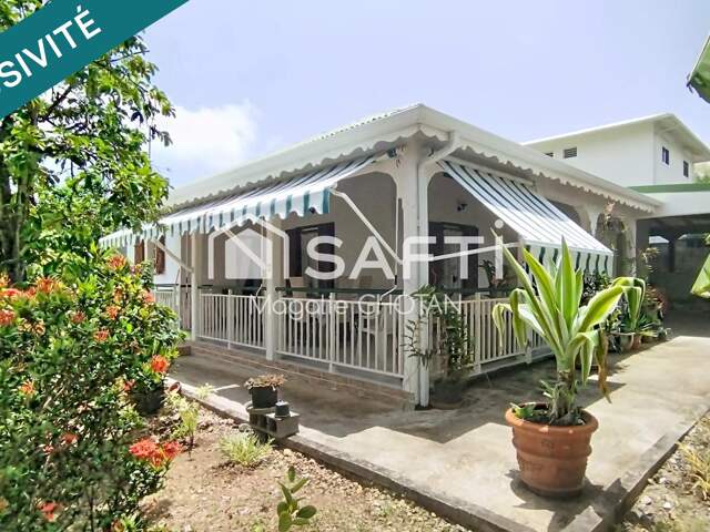 Maison T3 110m2 à LE MOULE — photo du bien