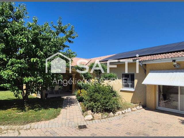 Villa individuelle de PLAIN-PIED - 130 m² habitable - 3 chambres - Terrain de 800 m² — photo du bien
