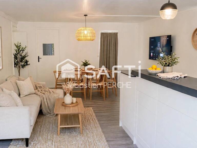Appartement de 71m² 2 chambres ,cave et terrasse — photo 1