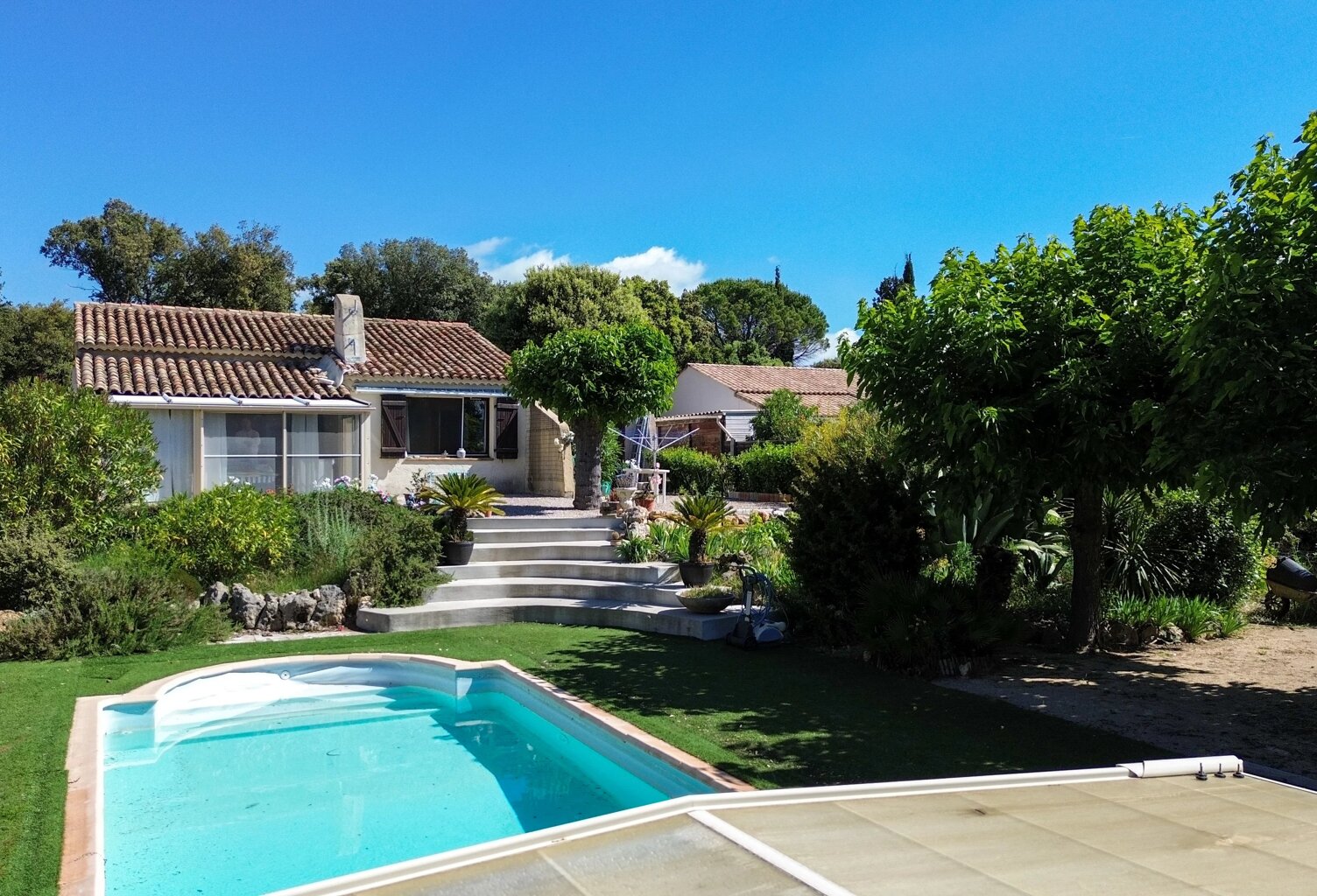 EXCLUSIVITÉ - SEILLANS – DOMAINE PRIVÉ DE L’ÉOUVIÈRE — photo 1