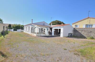Grand terrain & fort potentiel aux Sables ! — photo du bien