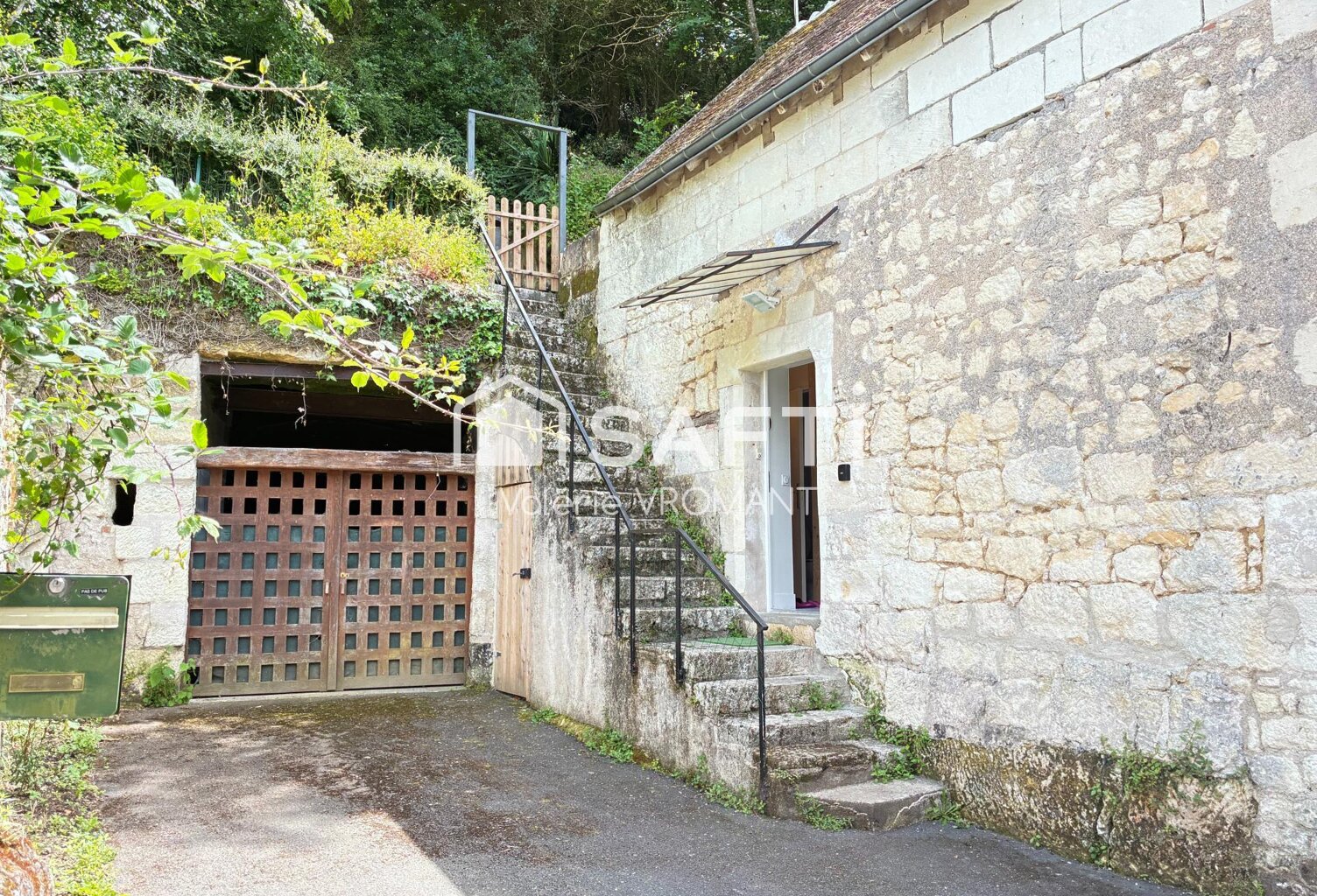 Maison de Bourg entièrement rénovée - Sans aucun travaux - — photo 1