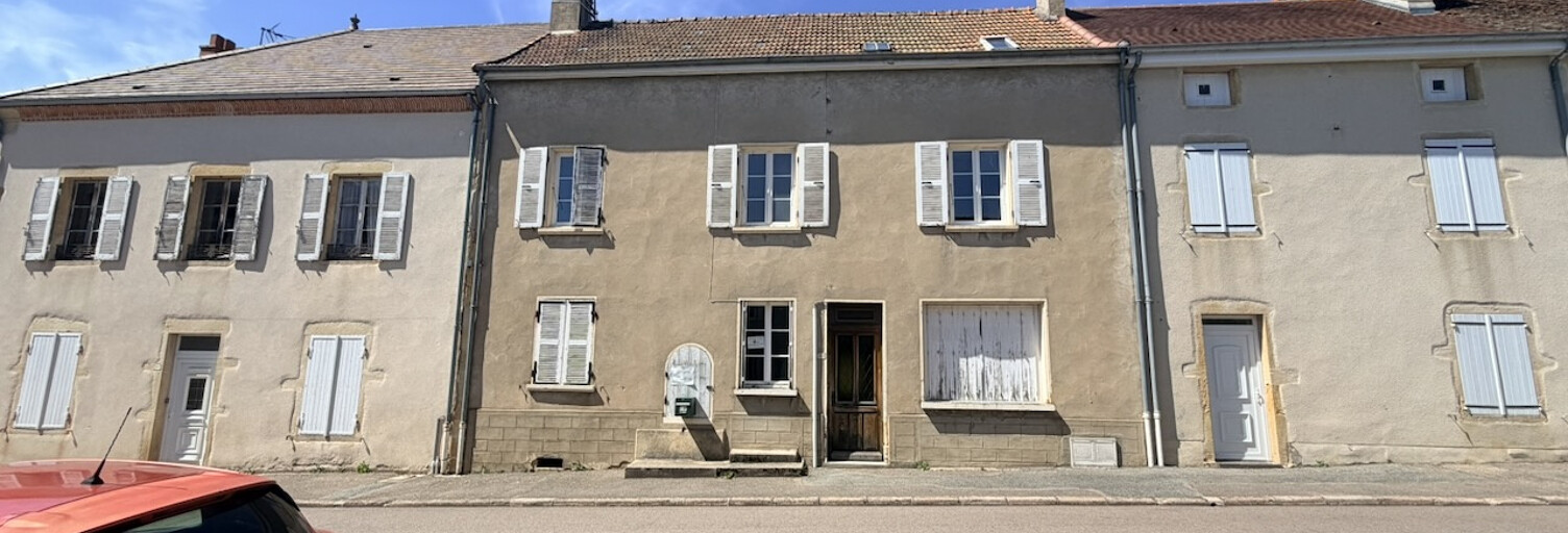 Maison 6 Pièces 154 m² à vendre à Semur-en-Brionnais (71110)