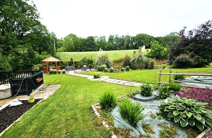 Belle longère de 110 m² sur 2500 m² de terrain avec garage — photo 2