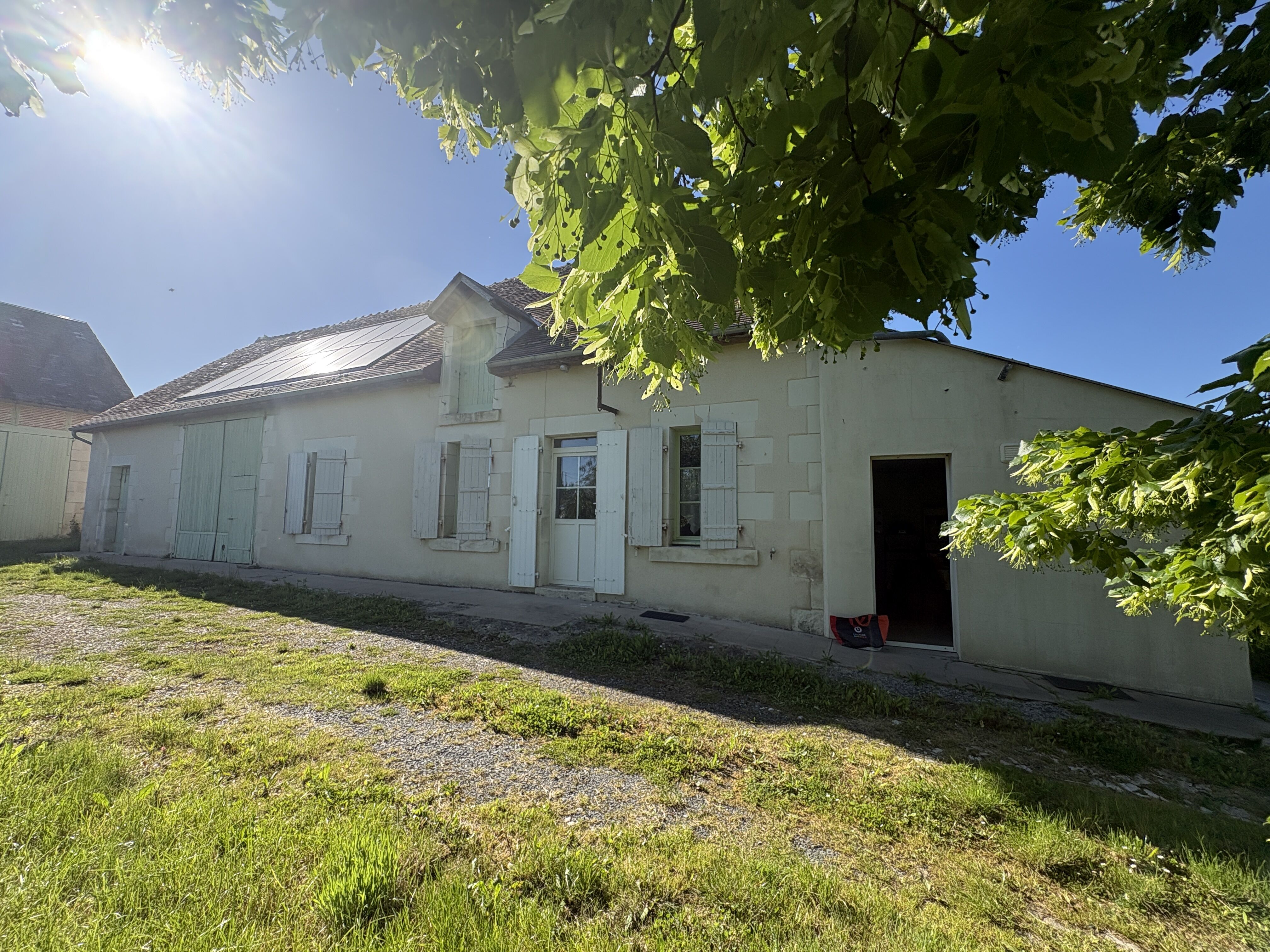 LONGERE A LA CAMPAGNE