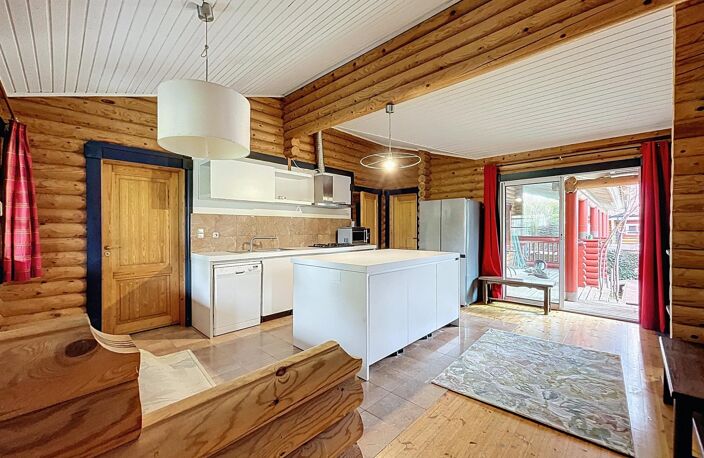 Maison bois 200 m² Gratentour  3 ch + 1 T2 — photo 3
