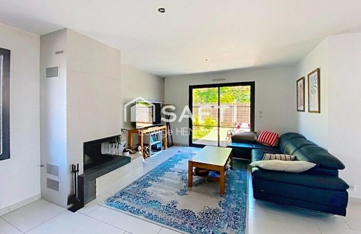 Maison contemporaine - 4 chambres - Piscine - Garage — photo 4