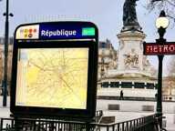 Forte Visibilité et Grande Terrasse à République — photo 2