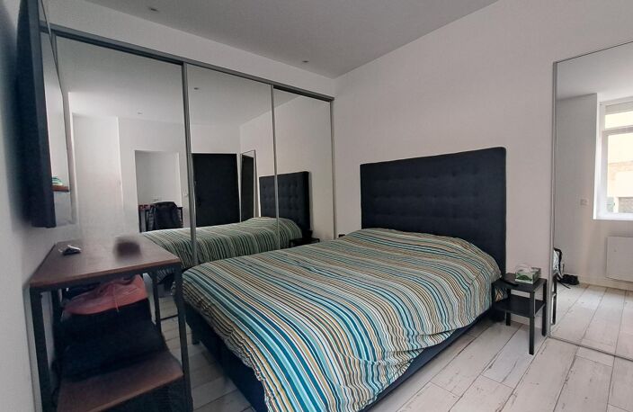 APPARTEMENT REZ DE CHAUSSEE / RESIDENCE BOURGEOISE. — photo 5