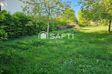 Terrain  180000 €