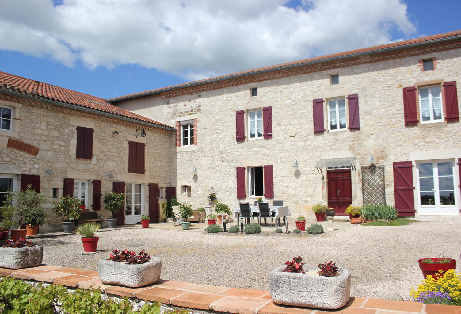 MAISON DE CAMPAGNE — photo 1