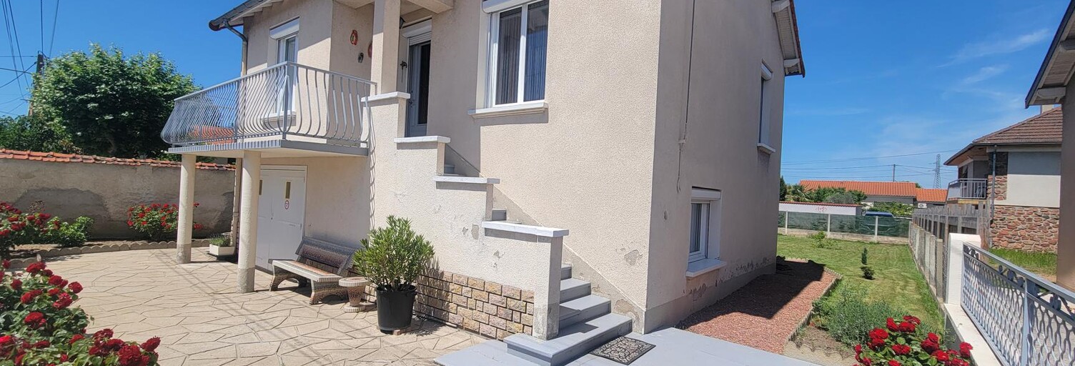 Maison 4 Pièces 130 m² à vendre à Perreux (42120)