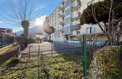 FONTAINE Agréable 2 pièces  + Cuisine 38,81 m² Carrez — photo du bien