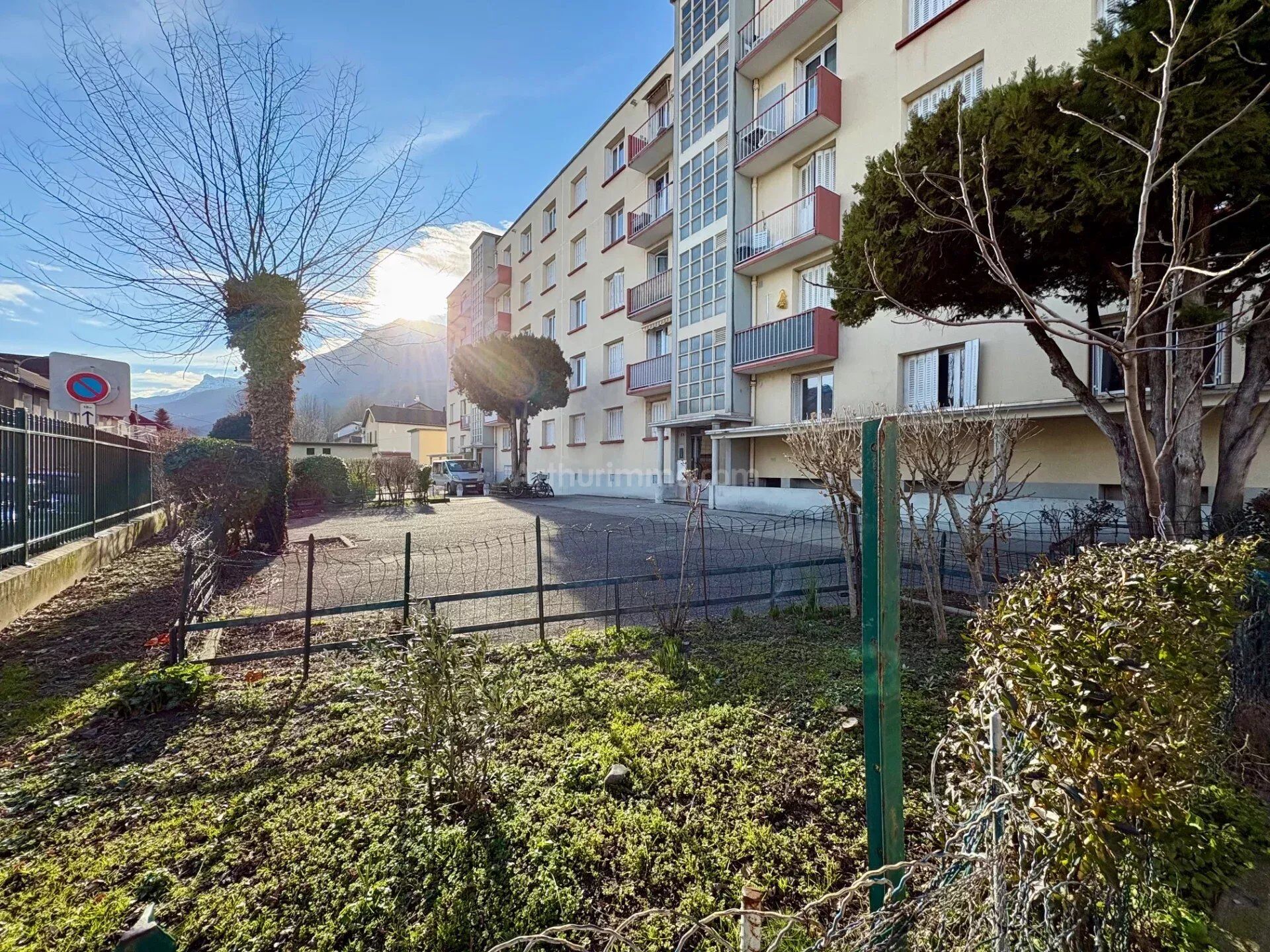 Appartement 2 pièces 38 m² · à Fontaine · 38 m² · 70 000 €