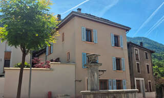 Maison 10 Pièces 181 m² à vendre à Le Touvet (38660)