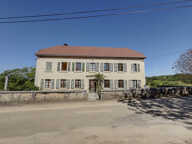 MONTANDON - GRANDE FERME A RENOVER — photo 4