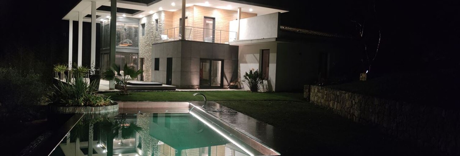 Maison 8 Pièces 420 m² à vendre à Mougins (06250)