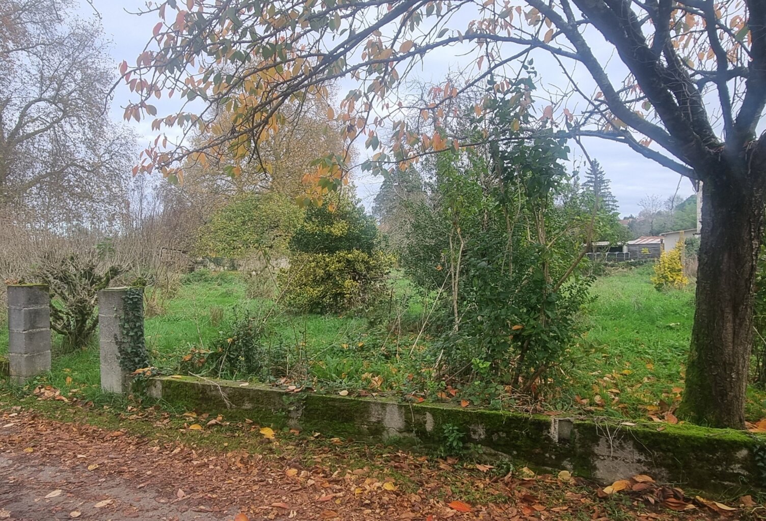 Vente Terrain 735 m&sup2; — photo 1