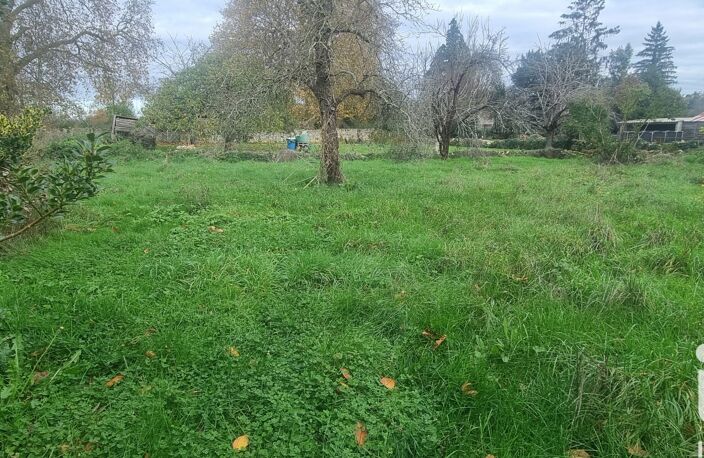 Vente Terrain 735 m&sup2; — photo 2