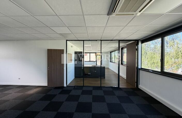 BUREAUX à LOUER — photo 5