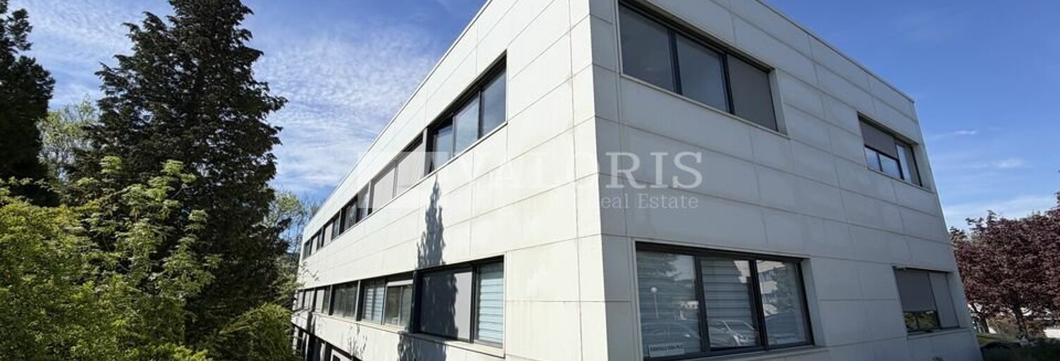 Bureau  340 m² à louer à Champagne-au-Mont-d'Or (69410)
