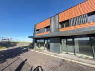 Local commercial 110M2 SERRES CASTET — photo 2