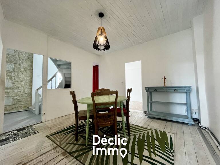 Maison en pierre de 7 chambres proche commodités avec fort potentiel — photo 1