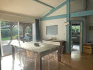 Maison piscine et jacuzzi 7 pièce(s) 203 m2 — photo 4