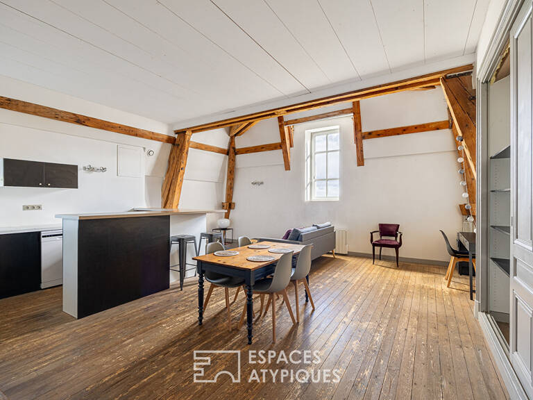 Duplex de caractère dans une bâtisse ancienne — photo 1