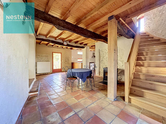 Maison de charme rénovée avec jardin et terrasse tropézienne au coeur du Lauragais — photo du bien