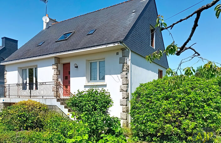Maison Questembert- 4Chambres- 116m² habitables centre ville — photo 2