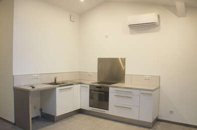 Appartement 3 pièces 740 €