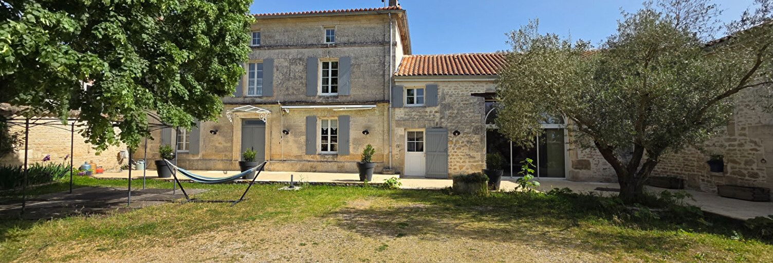 Maison 11 Pièces 308 m² à vendre à Fléac (16730)