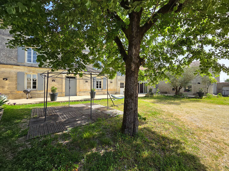 Maison  Charentaise à Fleac 11 pièce(s) 308 m² — photo 1